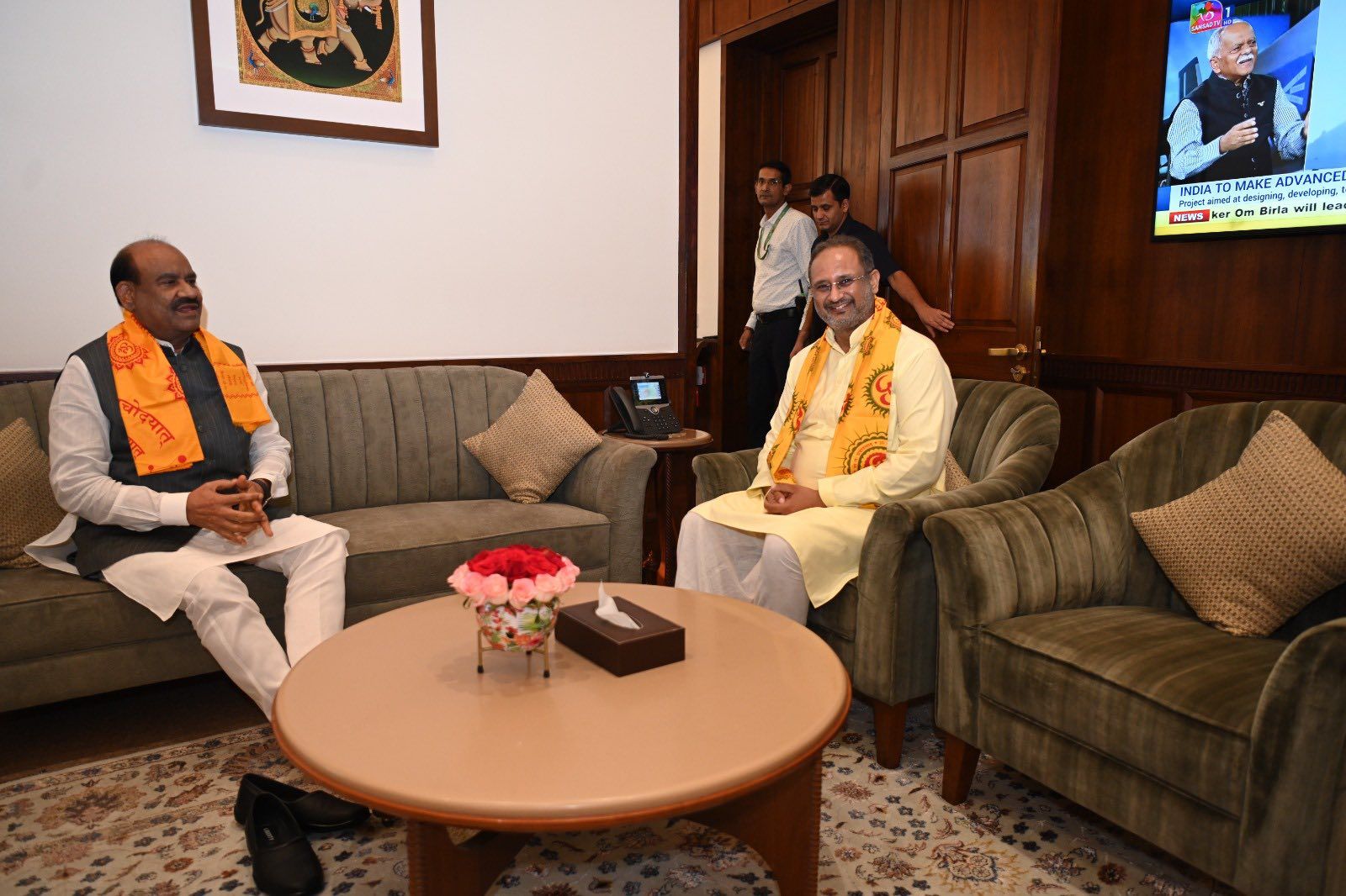 डॉ. चिन्मय पंड्या जी की माननीय लोकसभा अध्यक्ष श्री ओम बिड़ला जी से भेंट